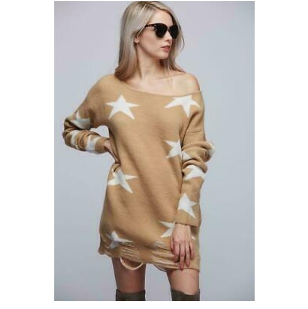 Star Print Distressed Boat Neck Sweater